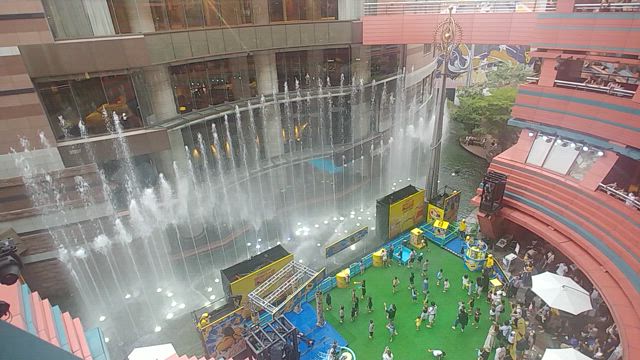 ずぶ濡れの記事動画