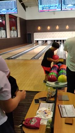 ボーリング大会の記事動画