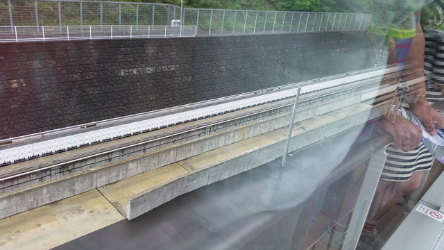 飲んだくれの旅の記事動画