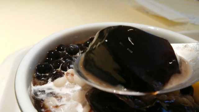 マスカレードホテルからMeetFresh台湾スイーツの記事動画