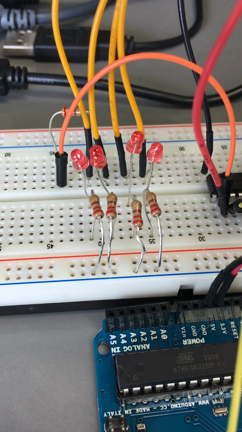 Arduinoでシフトレジスタを使うの記事動画