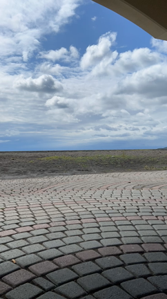 梅雨入り発表翌日の空の記事動画