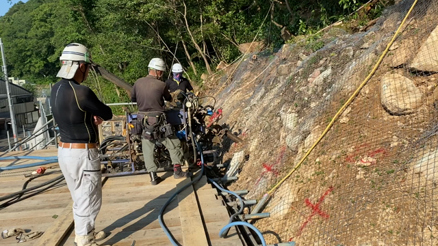 削孔開始！！！の記事動画