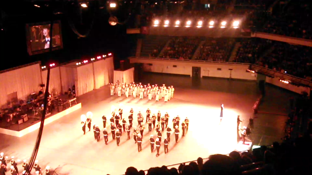 自衛隊音楽まつりいってきました！の記事動画