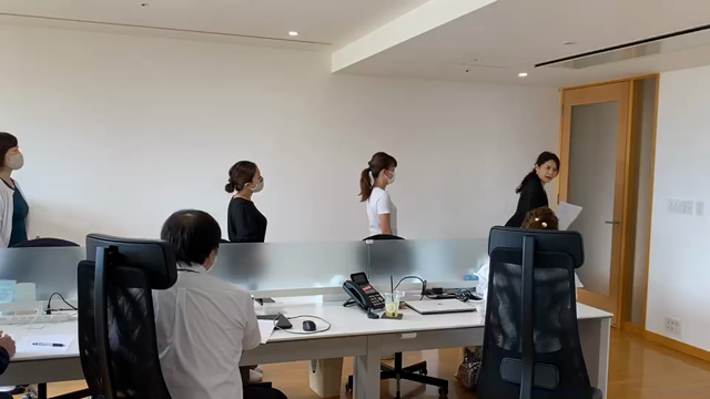 梅田英姫先生撮影のお宝動画♪ 爆発的ヒットのコスメ「レカルカ」社員さま研修の記事動画