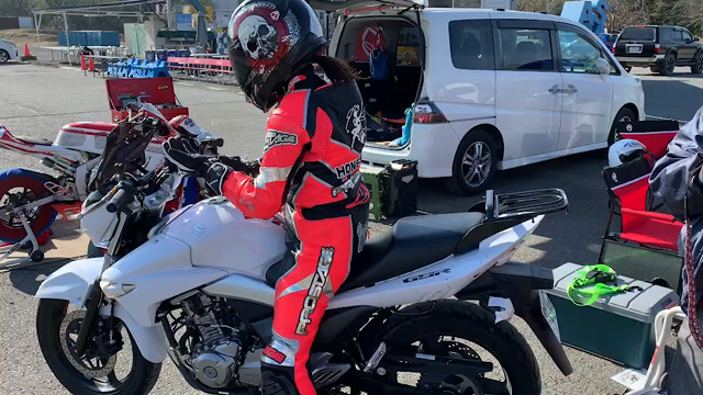 Enjoy！fun ride！(久しぶりのサーキットはGSRで)・1の記事動画