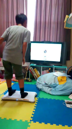 朝からWiiボード、、の記事動画