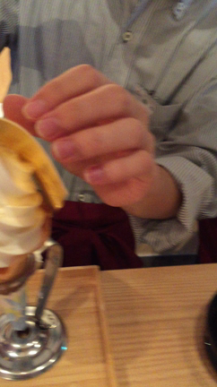 石川県金沢！金箔ソフトチャレンジ。の記事動画