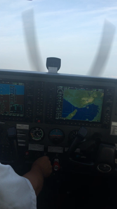 サプライズの‼︎  神戸遊覧飛行♪【京都・山科インディバエステ】の記事動画