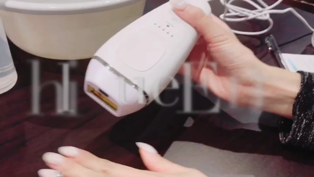 《PHILIPS 》“光美容機-ルメア”／初めてのホーム脱毛器機にtry。の記事動画