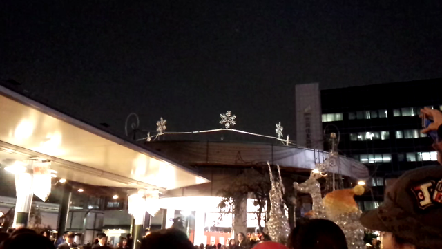 高津区▷◁♡*｡ﾟ第16回溝口駅前キラリデッキイルミネーションの記事動画