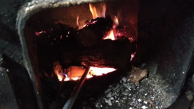 薪ボイラーの記事動画