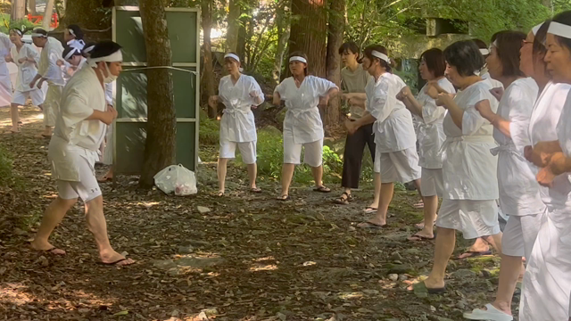 夏越の祓in日吉大社  禊と滝行の記事動画