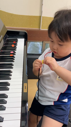 新しく入会された年少々さんは集中力が凄いんです！の記事動画