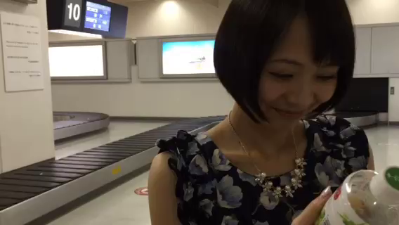 あったかいんだからぁ〜♪in 羽田空港の記事動画