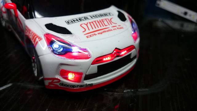 電飾の細工の記事動画