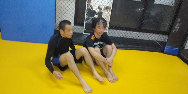 火曜日グラップリングの記事動画