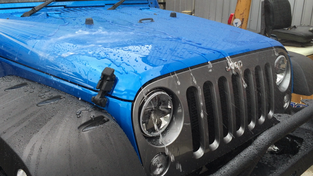 ＪＫラングラーにガラスコーティング施工の記事動画