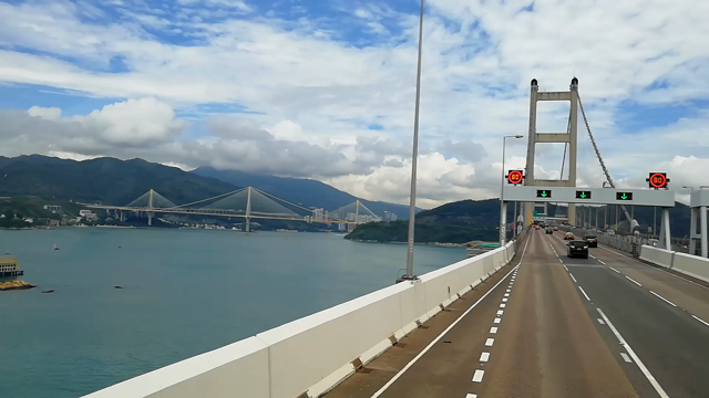 スリリング！香港2階建てバス！の記事動画