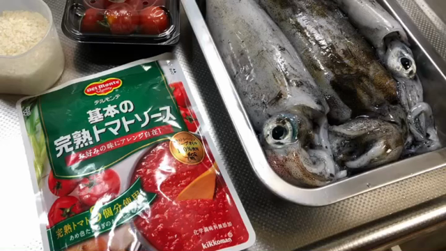 釣り飯"イカ墨リゾット"レシピ動画の記事動画