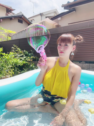 お庭プール♡の記事動画