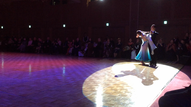 Moves Like Jaggerの記事動画