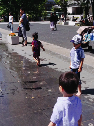 横浜ならココ！ＧＷに行きたい！ただで遊べる子どもが伸びる場所の記事動画