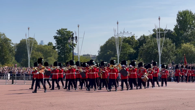 ロンドン旅行2023（5）バッキンガム＆ケンジントン宮殿からのProms♪の記事動画