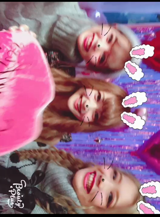 展示会の記事動画