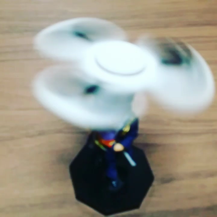 ハンドスピナー × 空条承太郎の記事動画