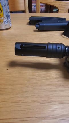 MAC10をイジイジの記事動画