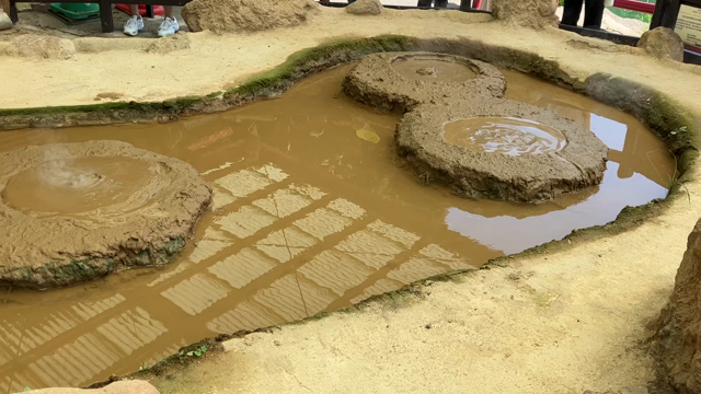別府温泉地獄めぐりの記事動画