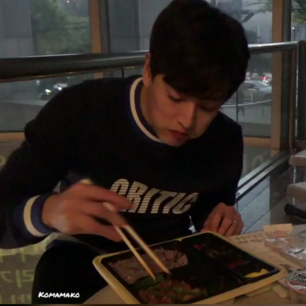 初Vアプリ♪ U-KISSの1日番外編の記事動画