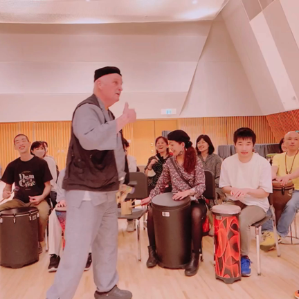 5/21アーサーハル来日ドラムサークル報告の記事動画