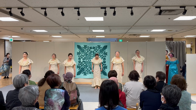 三越ハワイフェアの記事動画