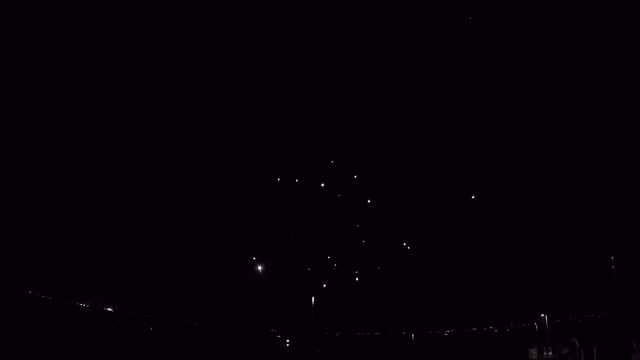 Queen芸術花火へ。の記事動画