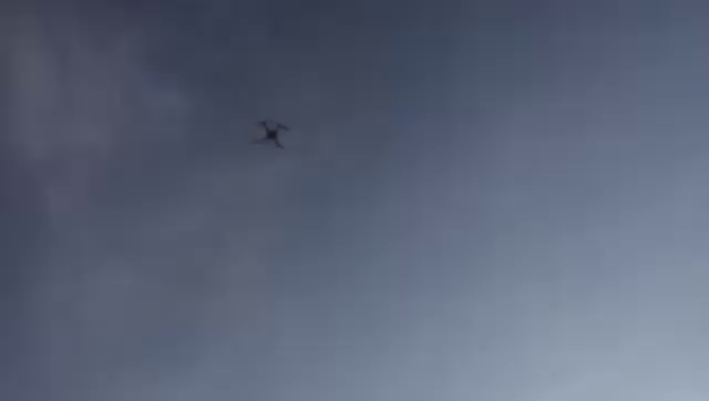 ドローンと愉快な仲間たちの記事動画