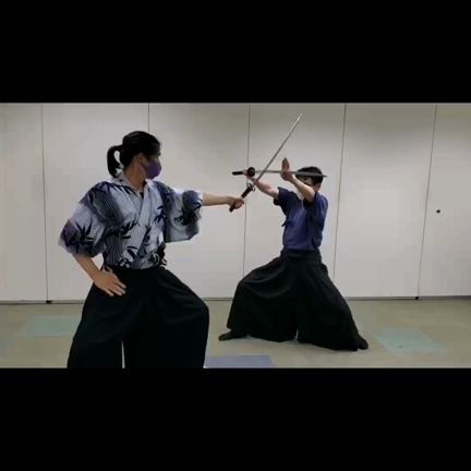 最近の斬りシーン集⚔の記事動画