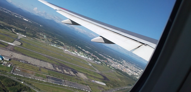 新千歳空港から飛んでまた東京に行っちゃうぞ～の記事動画