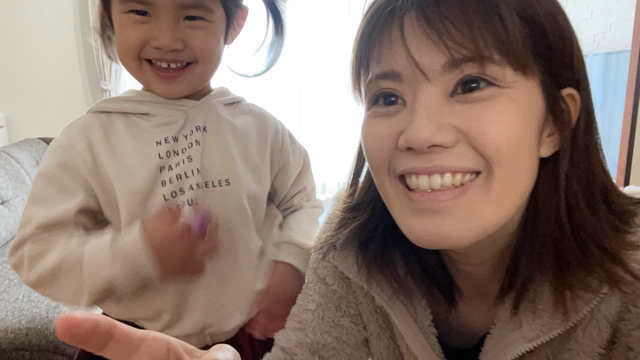 リビングからおうち教室に大変身♪｜岸和田ベビーマッサージの記事動画