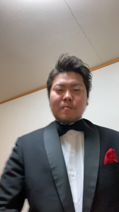 池田真己山の上でバースデーソングを歌う。の記事動画