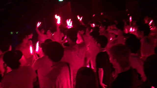 卒業の記事動画