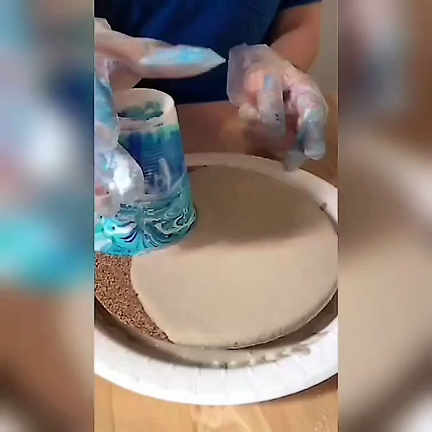 フォーチュンアート(フルイドアート)ワークショップ開催の記事動画