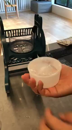 やっぱり夏は、かき氷だよね！(≧∀≦)の記事動画