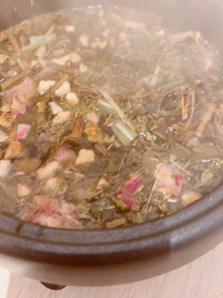 よもぎとハーブの香りでカラダ温めようの記事動画