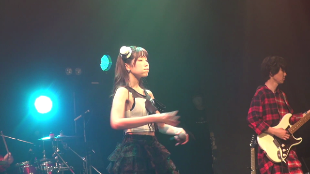 はじめての生バンドの記事動画