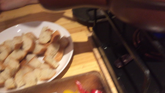 初めてのチーズフォンデュの記事動画