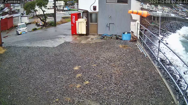 西が吹いたり東になったりの記事動画