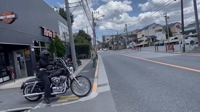 ハーレー納車日の記事動画