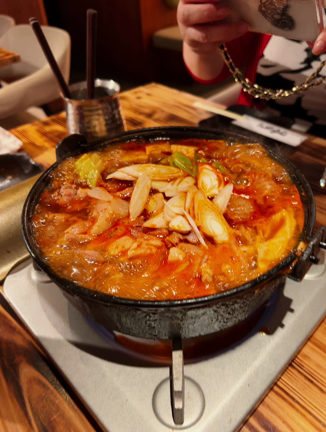 12/1.2.3 魔法のワンピース大阪出張試着販売会で食べたもの（まとめ）の記事動画